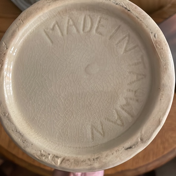 Vintage Barn-house Crock - Picture 5 of 5